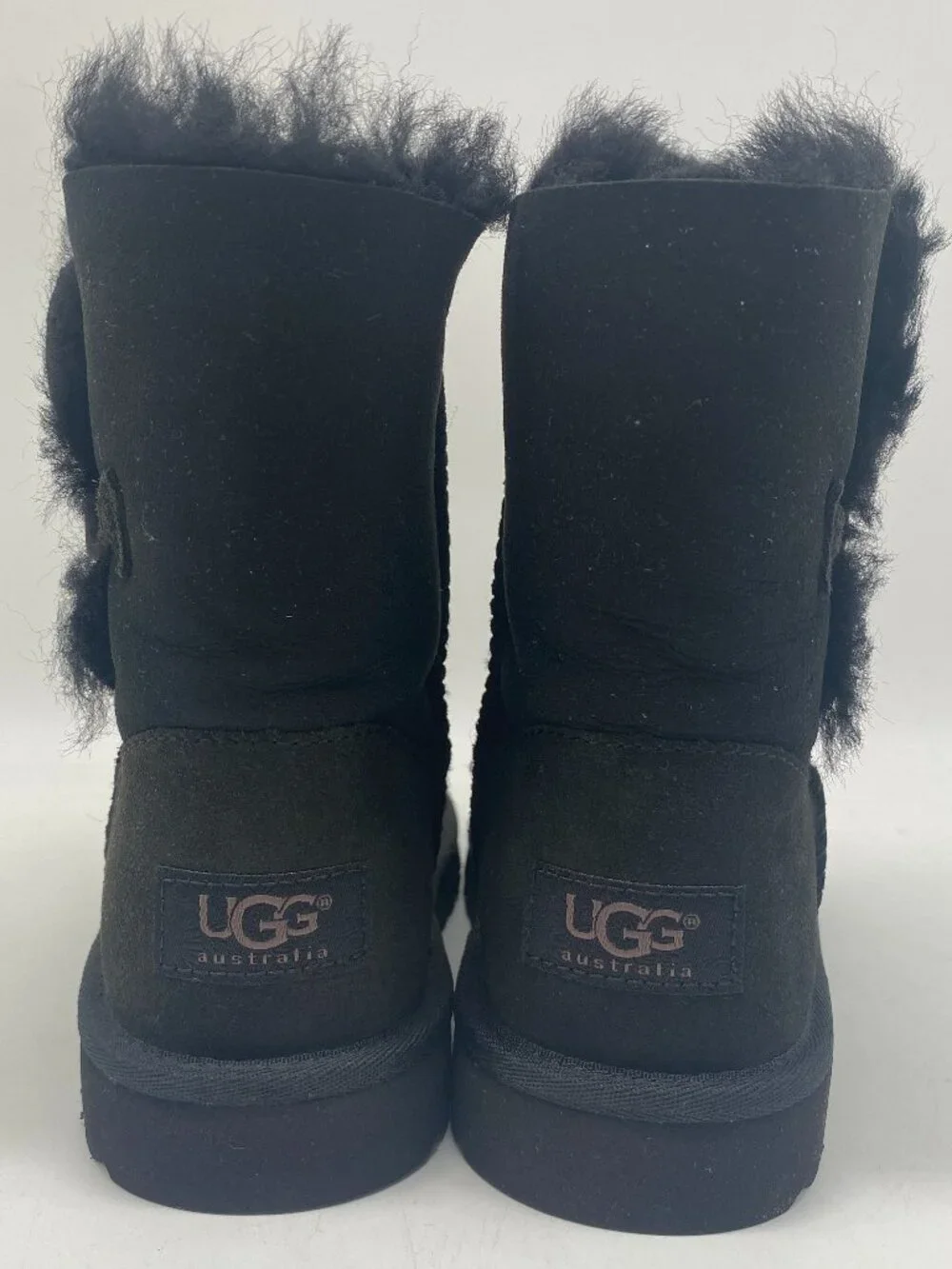 UGG KIDS BAILEY BUTTON BLACK US KIDS SIZE 1